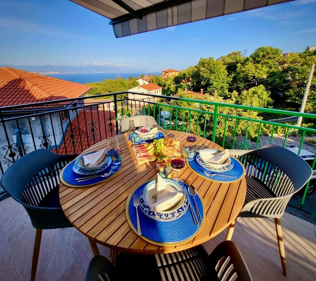 אופטיה Apartment Paola