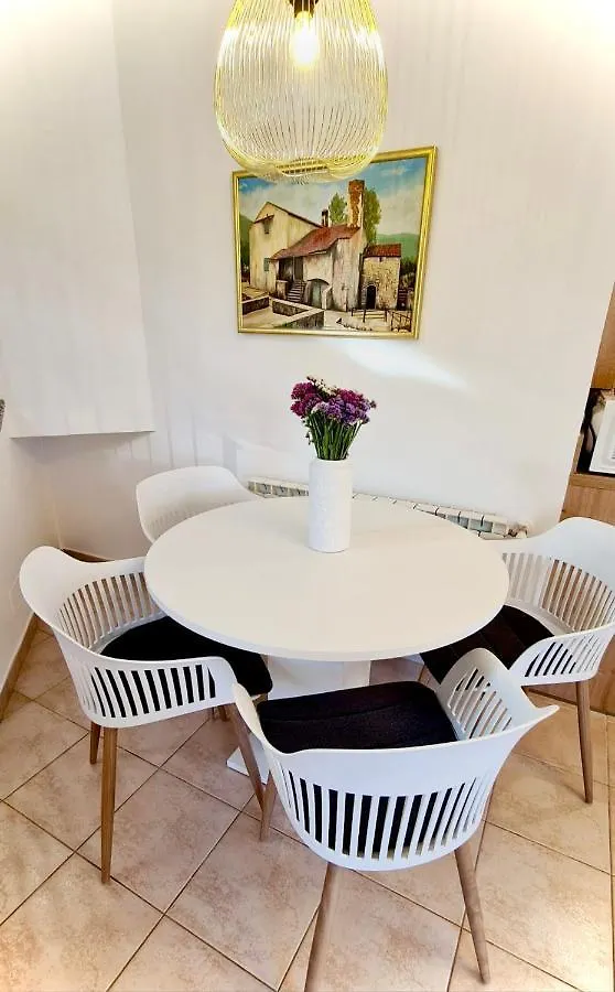 אופטיה Apartment Paola